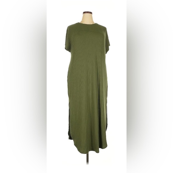 Time and Tru Dresses & Skirts - Ribbed Olive Green Maxi Dress - Size XXL (20)